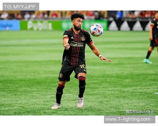 亚特联足球迎战芝加哥球队期待精彩对决与激情碰撞