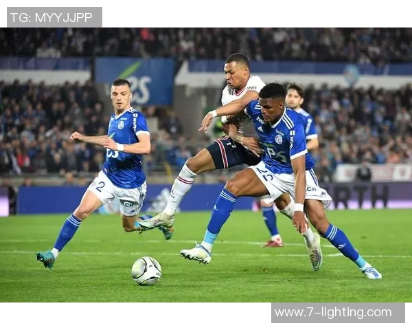 塔什干火车与纳萨夫的激烈对决揭示乌兹别克足球的未来潜力与挑战 塔什干火车与纳萨夫的激烈对决揭示乌兹别克足球的未来潜力与挑战